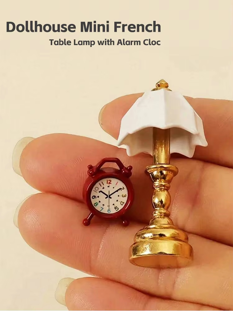 Bedroom Furniture - Miniaturowa francuska lampka stołowa do domku